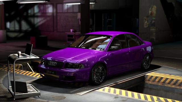 DZR - Audi RS4 x Zeus