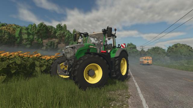 Fendt Vario 700 (Widecolored tires)