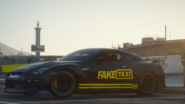 Nissan GTR Fake Taxi Livery for GTA 5