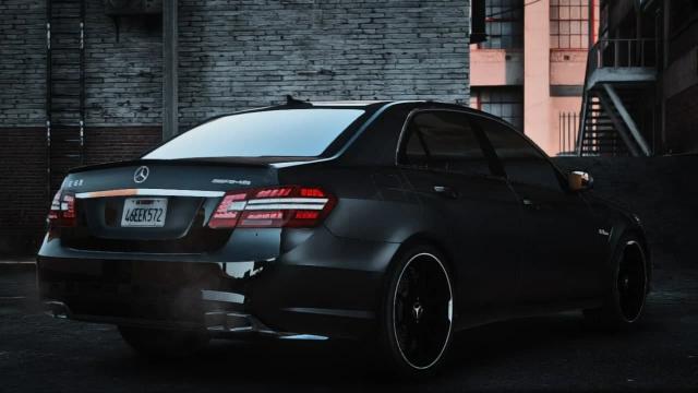 Mercedes-Benz E63 AMG 2011 [Add-On  Extras] for GTA 5
