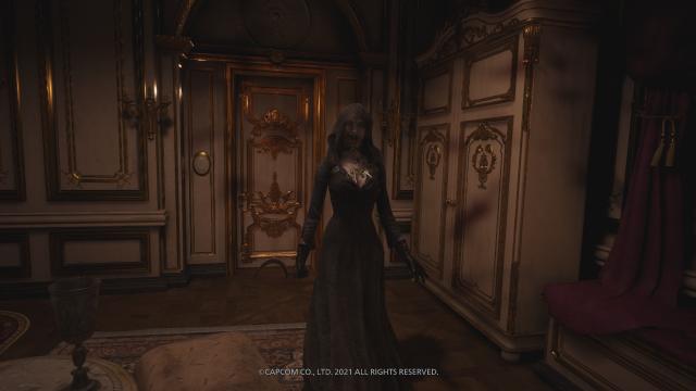 Daughters Flies Removal for Resident Evil: Village
