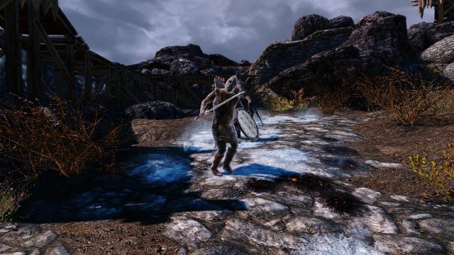 Longer Fire and Ice Effects - Тривалі ефекти від вогню та морозу для Skyrim SE-AE