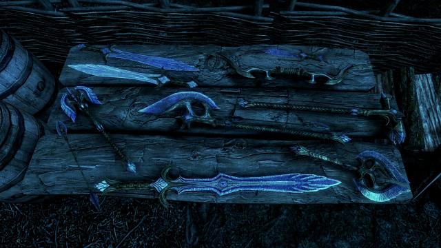 Реколор скляної зброї / Vlammenzee's Glass weapons retextured для Skyrim SE-AE