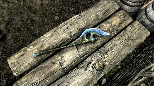 Реколор скляної зброї / Vlammenzee's Glass weapons retextured для Skyrim SE-AE