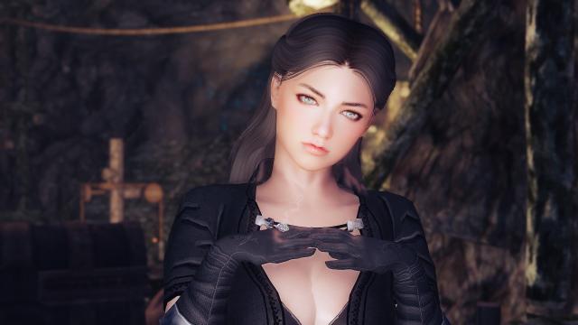 UUNP CBBE  Esther the Sniper - Standalone Companion SE for Skyrim SE-AE