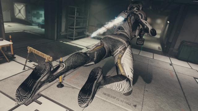 A fuller spacesuit starborn for Starfield
