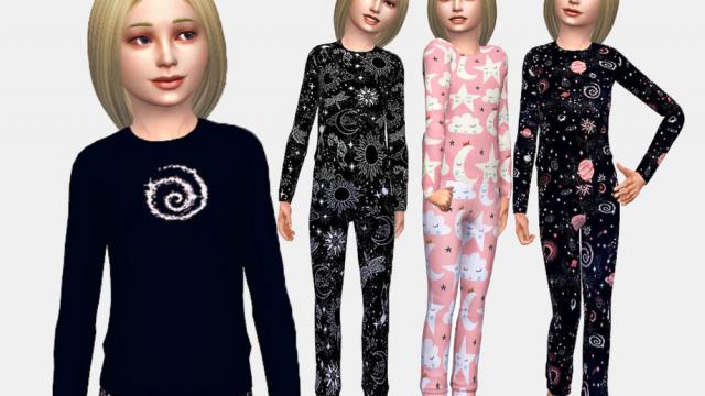 Детская пижама на тему космоса / Junior Moon & Stars PJs