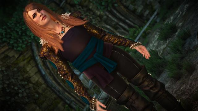 Elegant Anna Henrietta